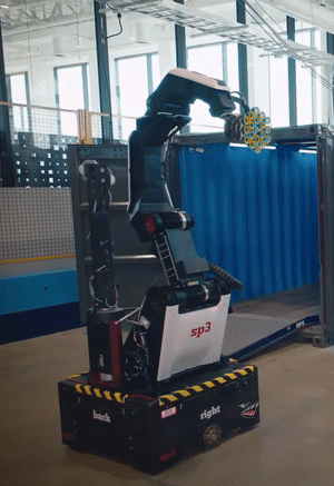 波士顿动力最新仓储机器人，每小时“搬砖”800块