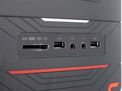 红黑经典配色 方正卓越游戏电脑评测 