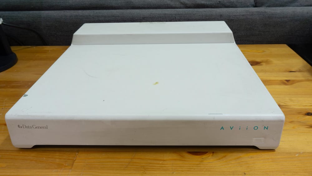 Data General AViiON AV/300D came in Pizza Box style | Picture Credit Pizza Box Computer